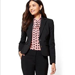 Black Blazer 7th ave